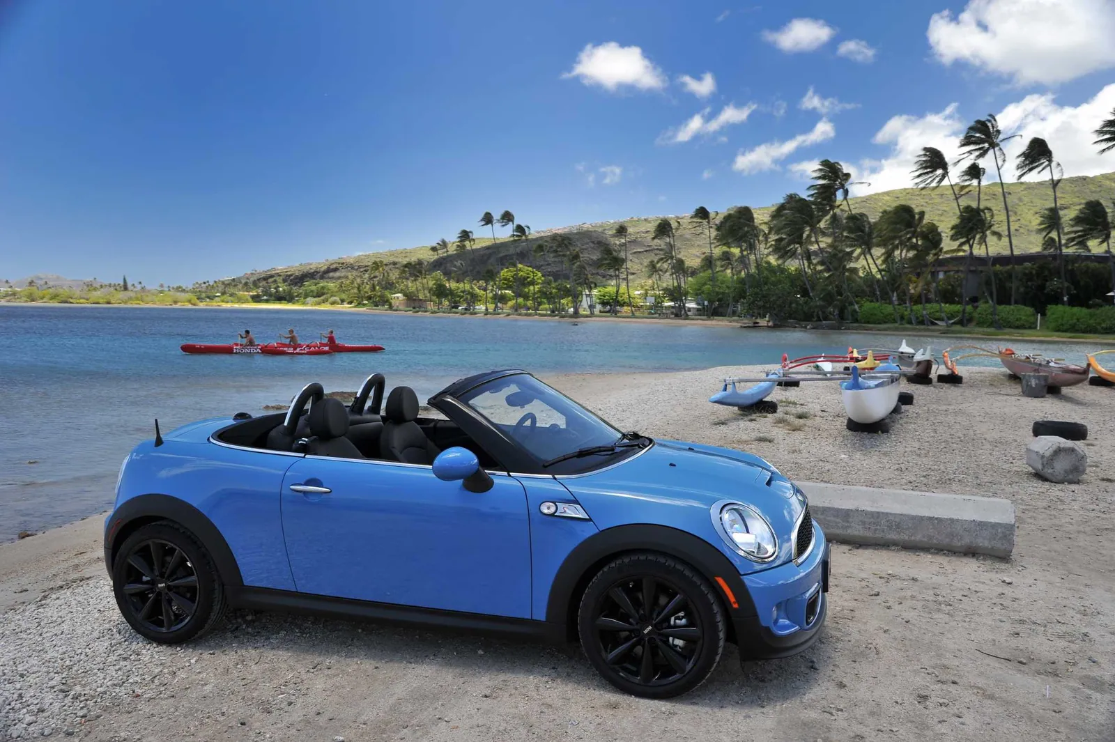 ハワイを走るMINI Roadster