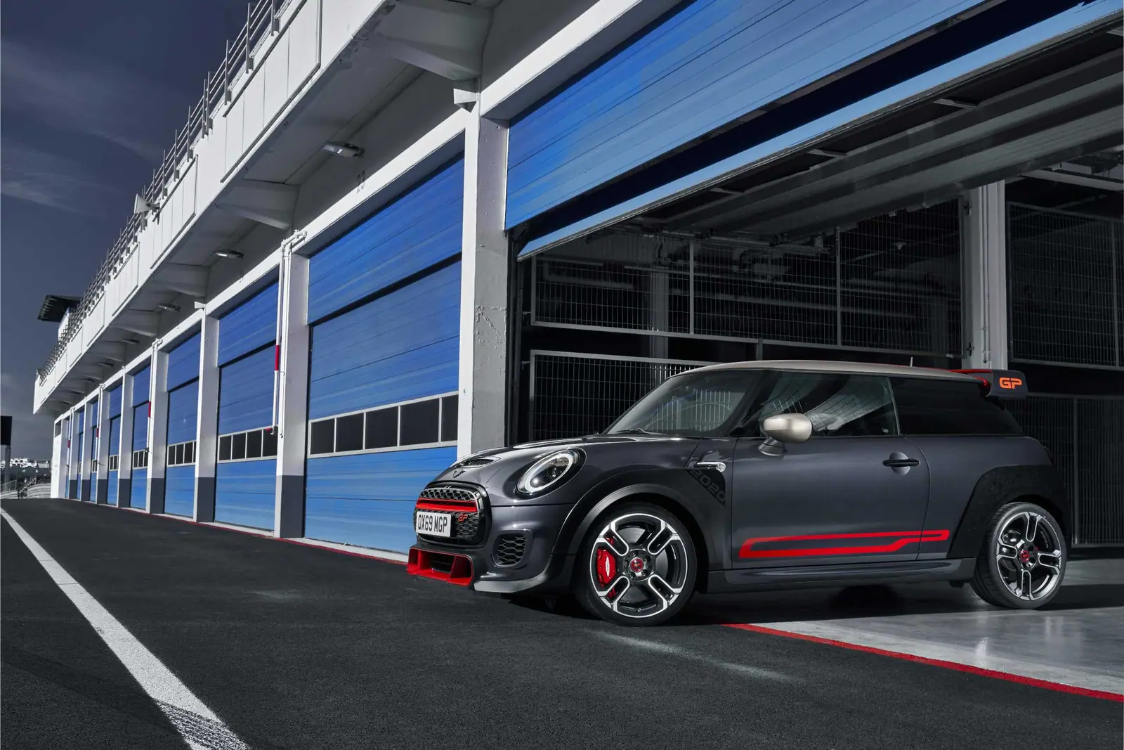 MINI John Cooper Works GPの公式プレス写真